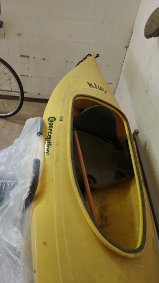 Kayak Perception Kiwi Amarillo