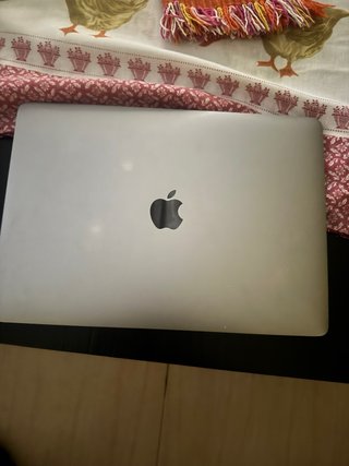 MacBook Pro 13 2017 i5 8GB