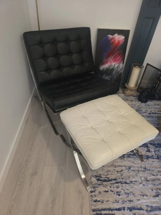 Silla Barcelona con reposapiés
