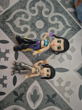 2 Muñecos K-Pop