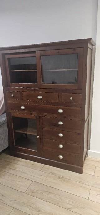 Vitrina de Madera y Cristal