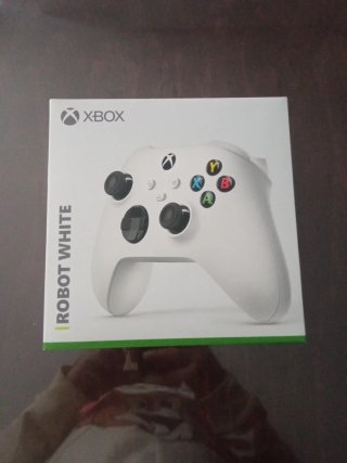 Mando Xbox Series Robot White