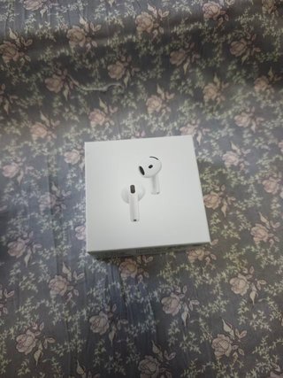 Apple AirPods 4 con Cancelación de Ruido