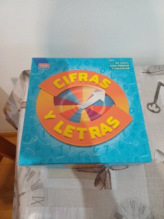 Juego de mesa Cifras y Letras