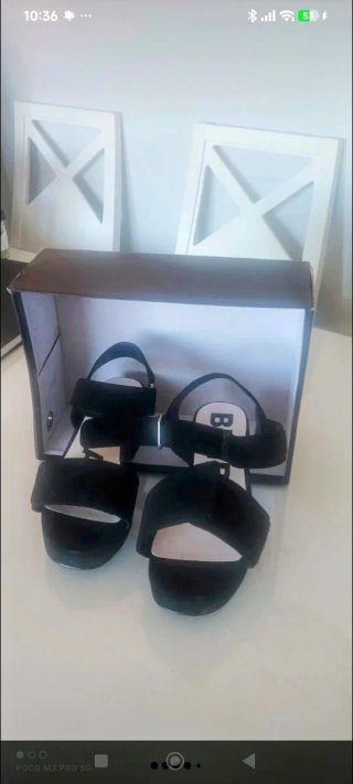 Sandalias Bimba y Lola Negras