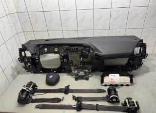 Kit airbag, salpicadero, cinturones BMW F70