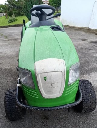 Tractor cortacésped Viking