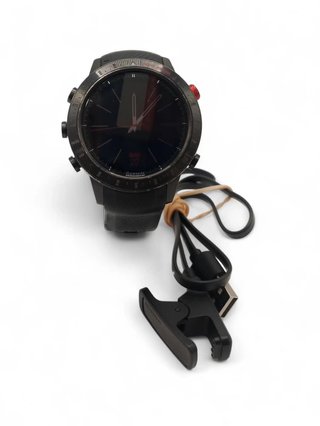 REJOJ DEPORTIVO MARQ DRIVER NEGRO + CARGADOR
