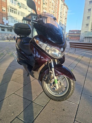 Suzuki Burgman 125