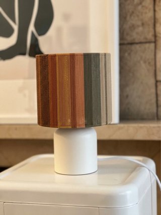 Lámpara de mesa/mesita de noche de diseño