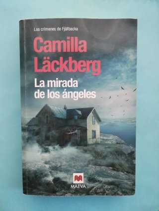 Libro "La mirada de los ángeles" Camilla Läckberg