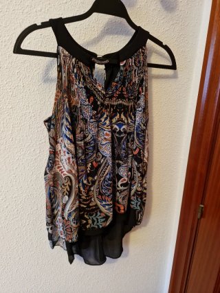 Blusa Estampada sin Mangas