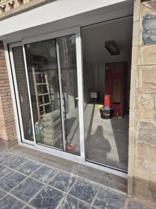 Puertas y Ventanas de Aluminio