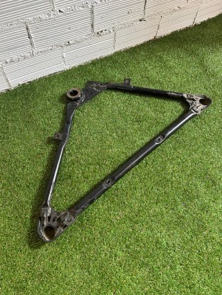 Refuerzo Cuna Motor BMW 330D E46
