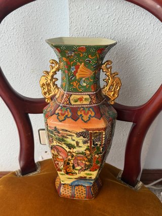Jarrón Estilo Chino de Porcelana