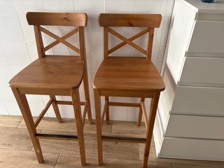Set de 2 Taburetes de Madera