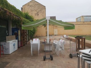 Toldo doble grande con estructura
