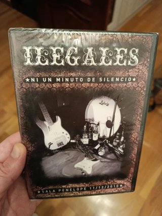DVD Ilegales - Ni un minuto de silencio
