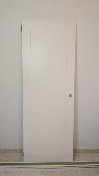 Puerta corredera blanca