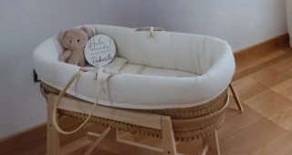 Minicuna de Mimbre con Estructura de Madera