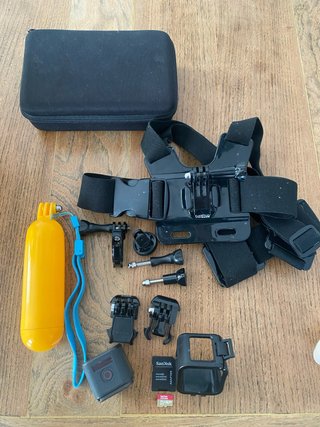 GoPro Hero 5 Session con accesorios