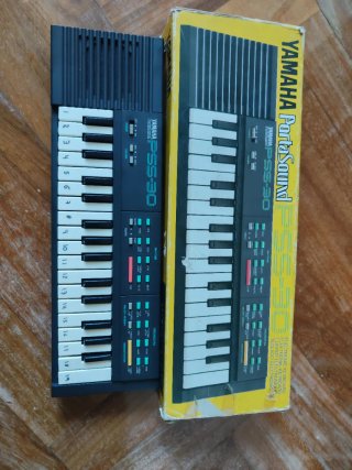 Teclado Yamaha PortaSound PSS-30
