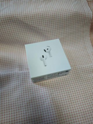 Apple AirPods 4 con Cancelación de Ruido