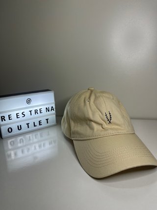 Gorra Beige con Bordado