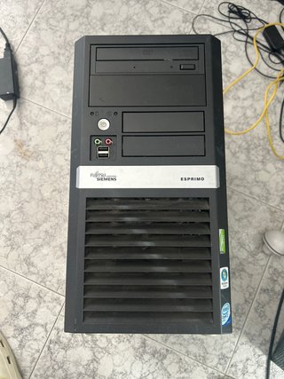 Torre PC Fujitsu Esprimo