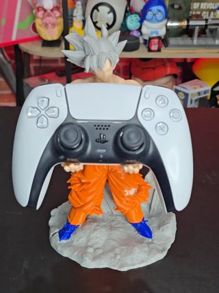 Soporte Mando PS5 Goku