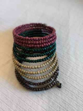Pulsera de cuentas multicolor