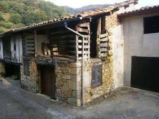Casa en venta en Piloña