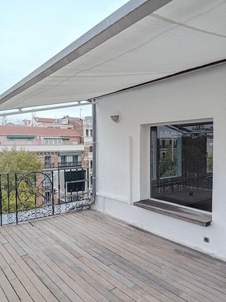 Piso en alquiler en Jerónimos en Madrid
