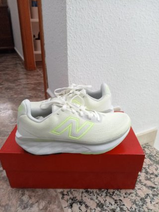 Zapatillas New Balance Blancas Talla 42