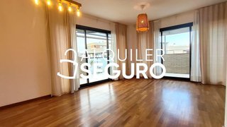Ático en alquiler en Benicalap en Valencia