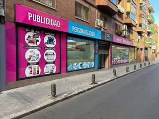 Local comercial en alquiler en Berruguete en Madrid