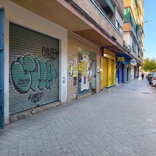 Local comercial en alquiler en Barrio de Zaidín en Granada