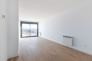 Ático en alquiler en Los Ángeles en Madrid