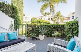 Casa adosada en venta en Bel Air - Cancelada - Saladillo en Estepona