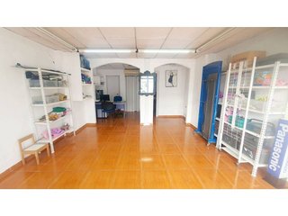 Local comercial en alquiler en Nueva Andalucía en Almería