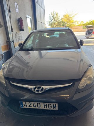 Hyundai i30 2011 averiado – 220.000 km
