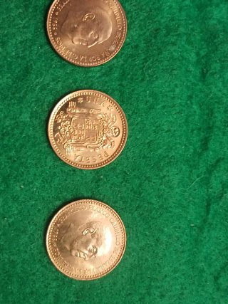 3 Monedas de 1 Peseta 1966 Franco