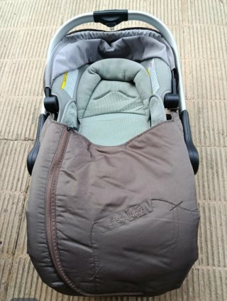 Silla de coche Maxi-Cosi con saco