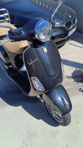Vespa LX 125