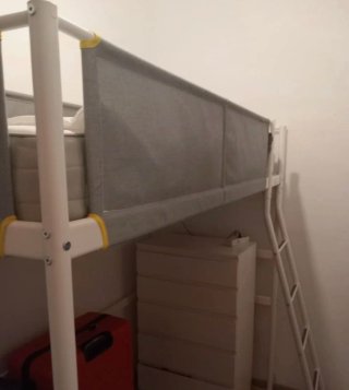 Cama alta Ikea blanca