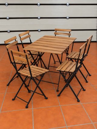 Conjunto de Mesa y 6 Sillas Plegables