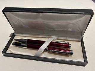 Estuche de dos bolígrafos