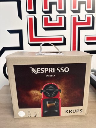 Cafetera Nespresso Krups Inissia