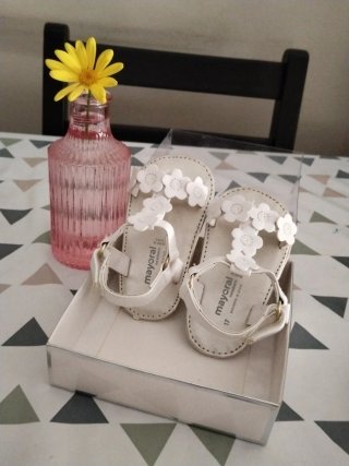 Sandalias Mayoral para niña