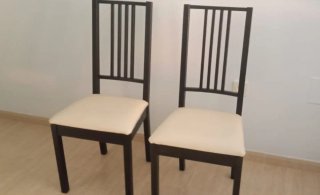 Set de 4 sillas de comedor color wengué y beige